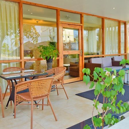 Crystal Beach Inn Male Luaran gambar