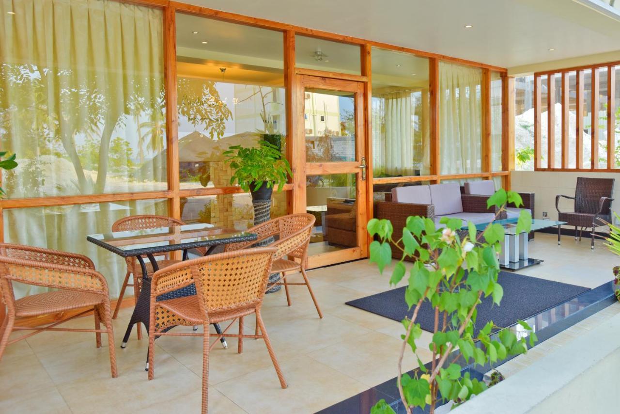 Crystal Beach Inn Male Luaran gambar