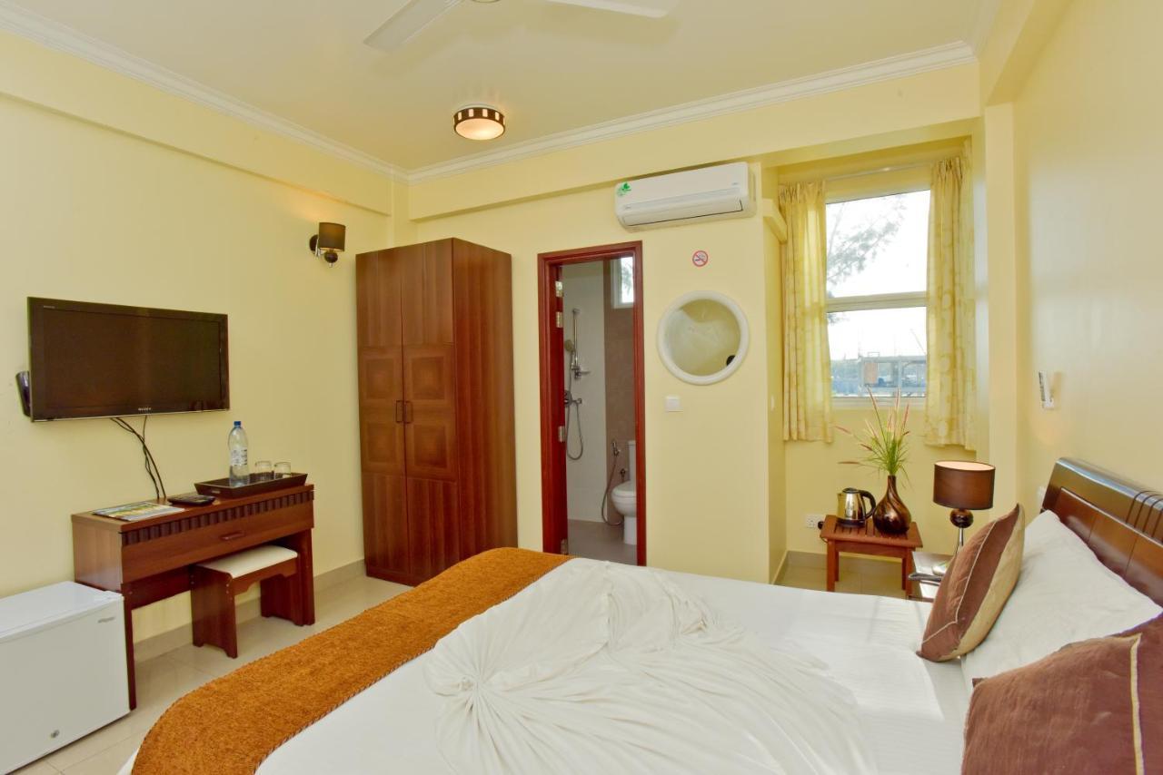Crystal Beach Inn Male Luaran gambar