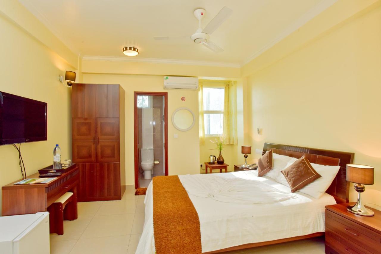 Crystal Beach Inn Male Luaran gambar