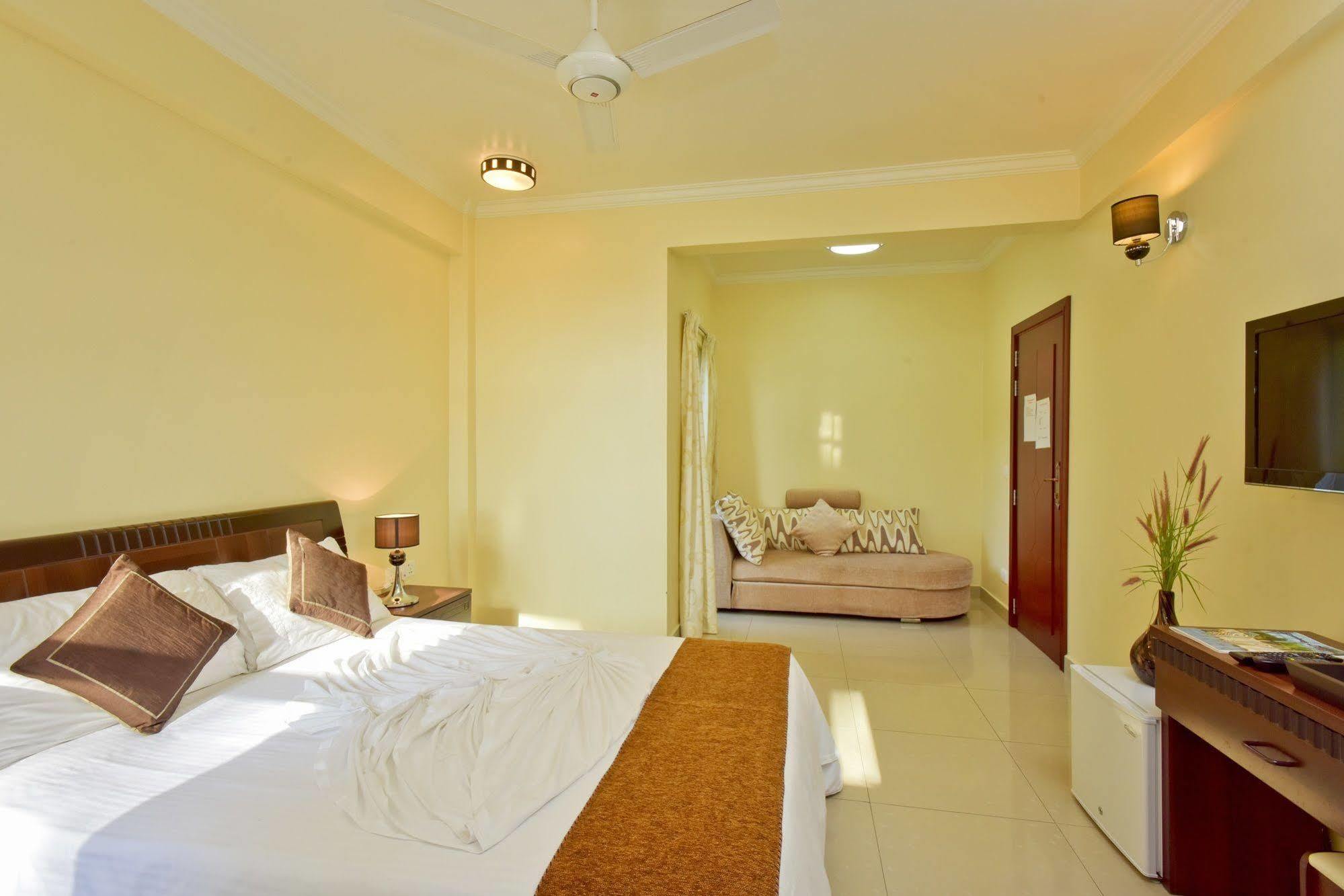 Crystal Beach Inn Male Luaran gambar
